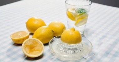 Bir faydası daha ortaya çıktı! Eğer limonun suyunu böyle tüketirseniz...