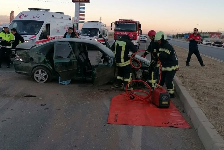 Denizli’de katliam gibi kaza: Karşı şeride geçip dehşet saçtı
