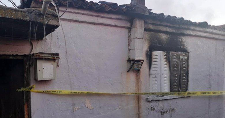 Yaşlı kadın yangında feci şekilde can verdi