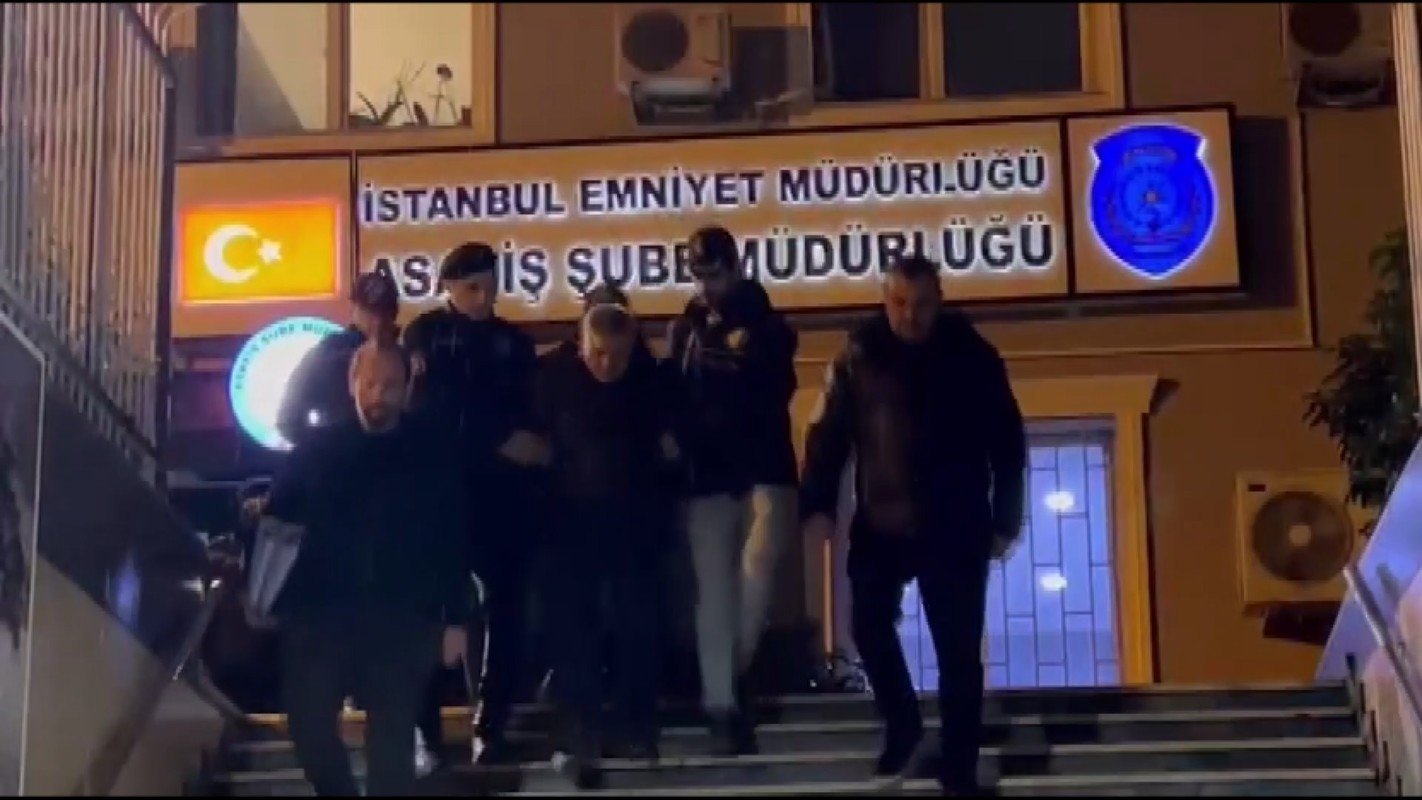 Babasıyla bir olup annesini öldürmüş! Kan donduran detaylar ortaya çıktı! Meğer her ay oraya gidip…