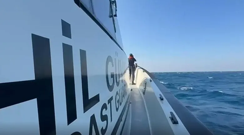 canakkale-bozcaadada-zipkinla-dalmisti-kaybolan-dalgici-arama-calismalari-2nci-gununde-1786624485101.jpeg