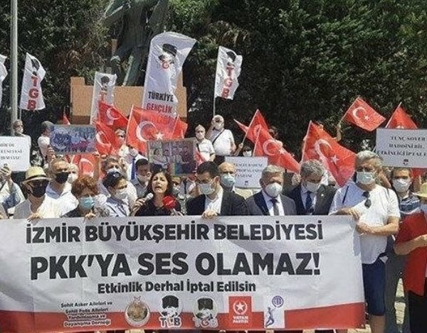 CHP’li İzmir Büyükşehir Belediyesi Başkanı Tunç Soyer, PKK’lı Slavoj Zizek’i konuşmacı yaptı