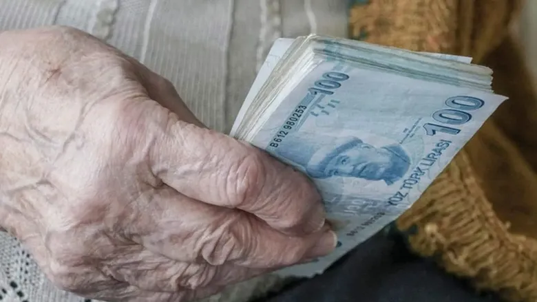 sozlesmeli-personele-emeklilik-mujdesi-1787091576344.png