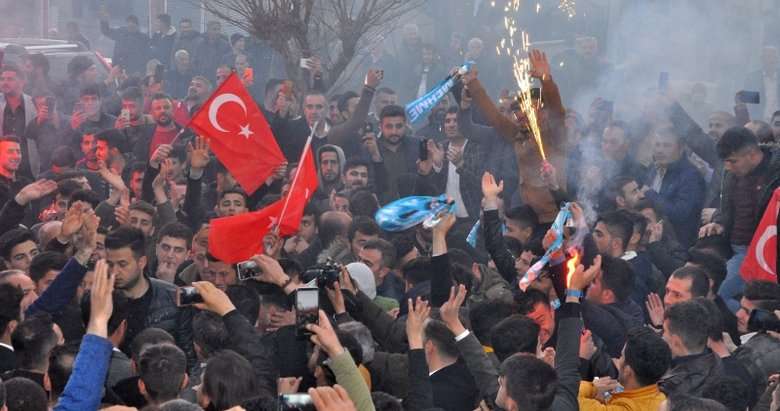 HDP’de büyük çöküş! Halk Cumhur İttifakı’nın zaferini kutluyor