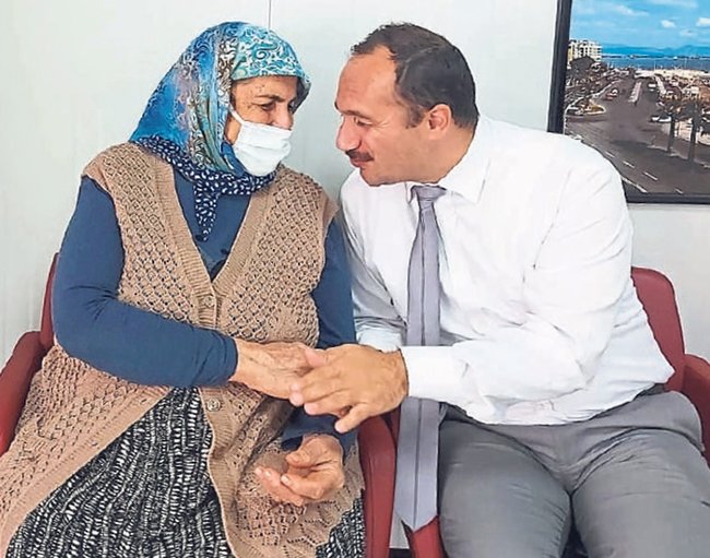 İzmir’in sağlıkta yeni hedefi haftada 300 bin randevu