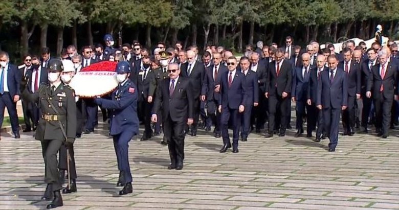 Türkiye Büyük Millet Meclisi 102 yaşında! Türkiye 23 Nisan’ı kutluyor