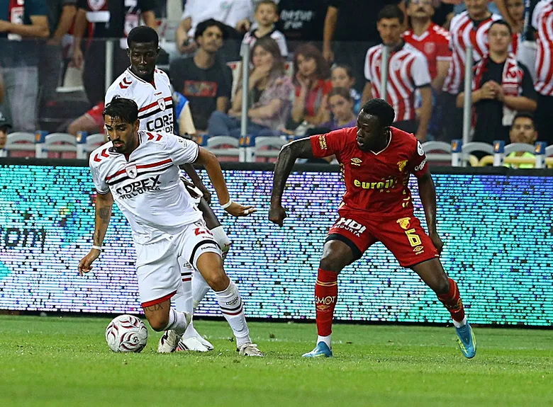 6-golun-atildigi-acilis-macinda-kazanan-cikmadi-samsunspor-goztepe-3-3-1786999519230.png