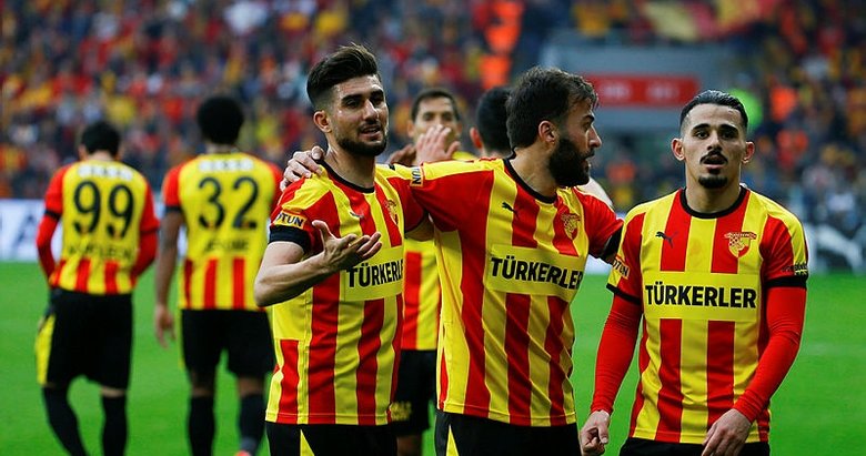 İzmir’de tarihi maç sona erdi! Göztepe evinde ilk galibiyetini aldı