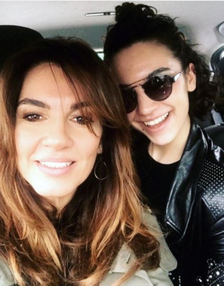 Tuğba Altıntop ve Rafet El Roman�ın kızlarını görenler gözlerine inanamadı!