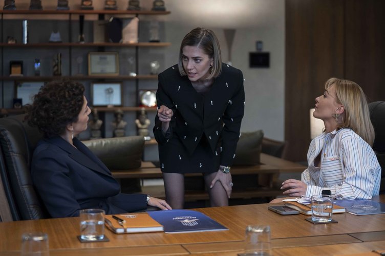 ATV’nin yeni dizisi Holding başlıyor! ilk bölümüyle Perşembe saat 20.00’de atv’de!