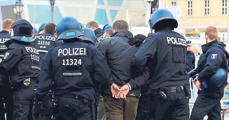 Almanya’da Neonazi yapılanmalara yönelik ülke çapında operasyon