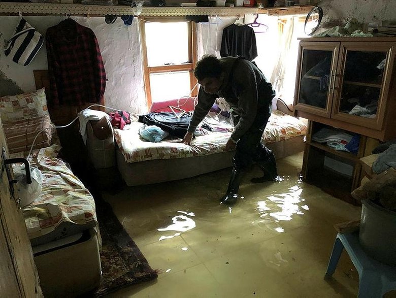 Muğla’da Köyceğiz Gölü taştı, ev ve iş yerlerini su bastı