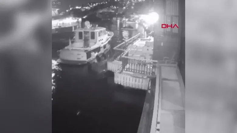 "Bela" dediği yalısına bu kez vapur çarptı!