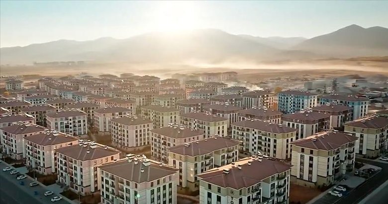 Deprem bölgesinde tamamlanan konut sayısı 155 bine ulaştı