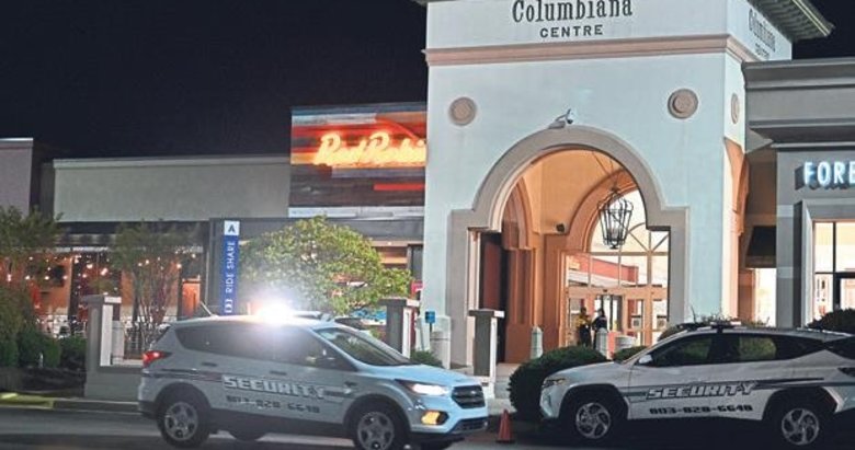 ABD’de bir AVM’ye silahlı saldırı yapıldı: 14 yaralı