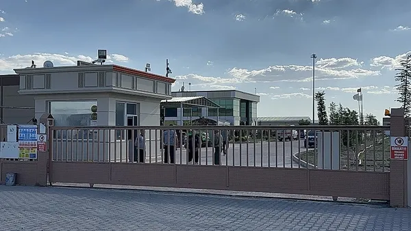 son-dakika-nigdede-fabrikada-patlama-1782486227674.jpeg