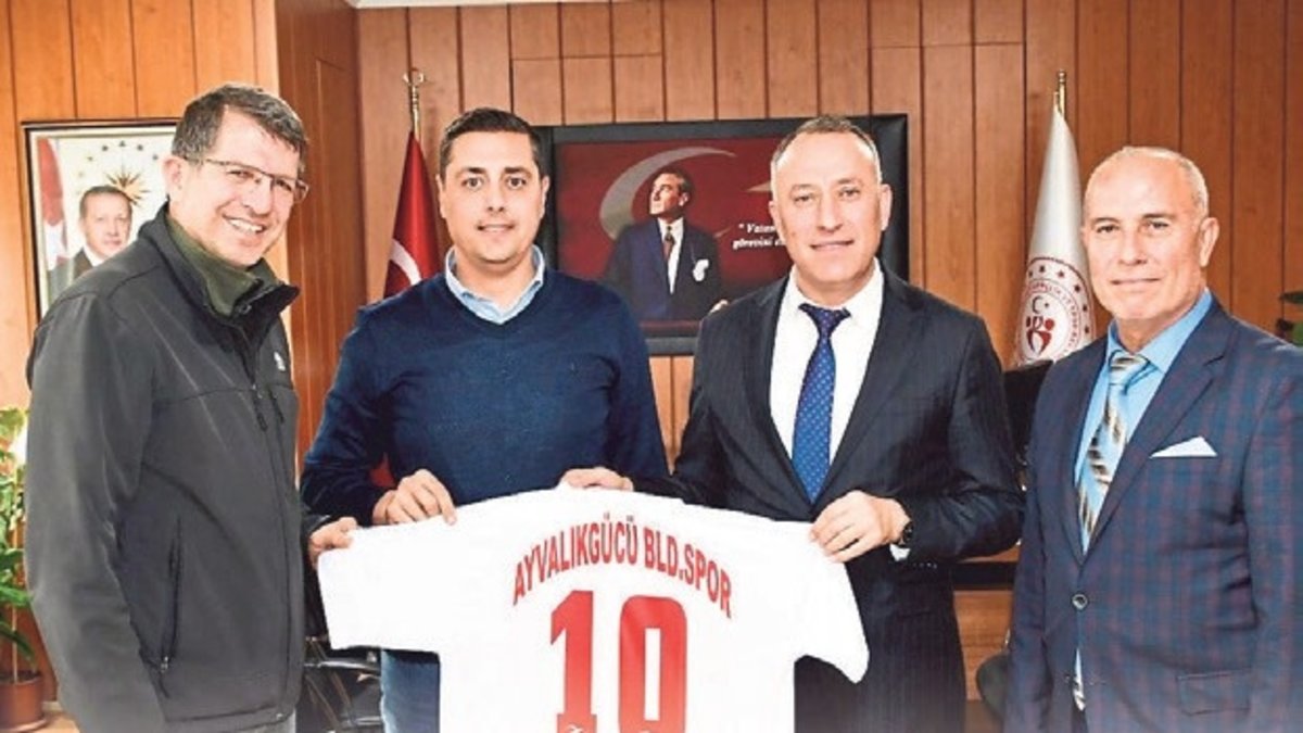 Ayvalıkgücü’nün gözü kongrede