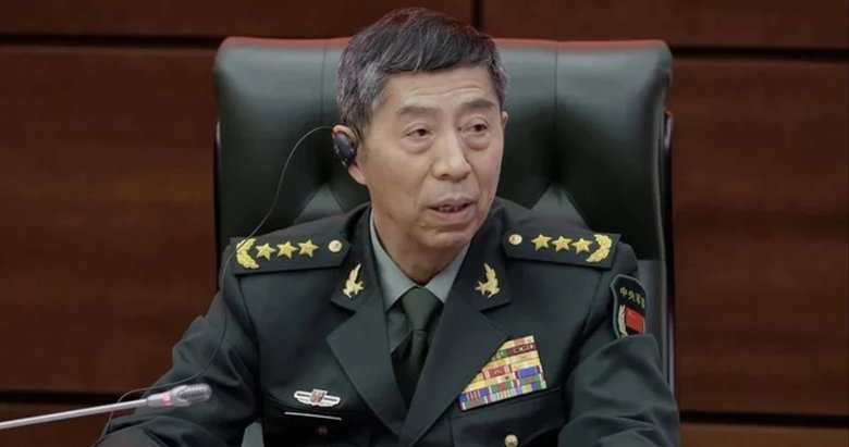 Çin ordusunun iki numaralı ismi partisinden ihraç edildi