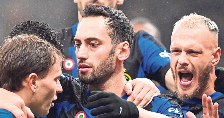Çalhanoğlu adım adım Aslan’a