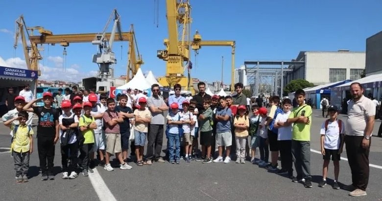 TEKNOFEST Mavi Vatan ziyaretçilerini gururlandırdı