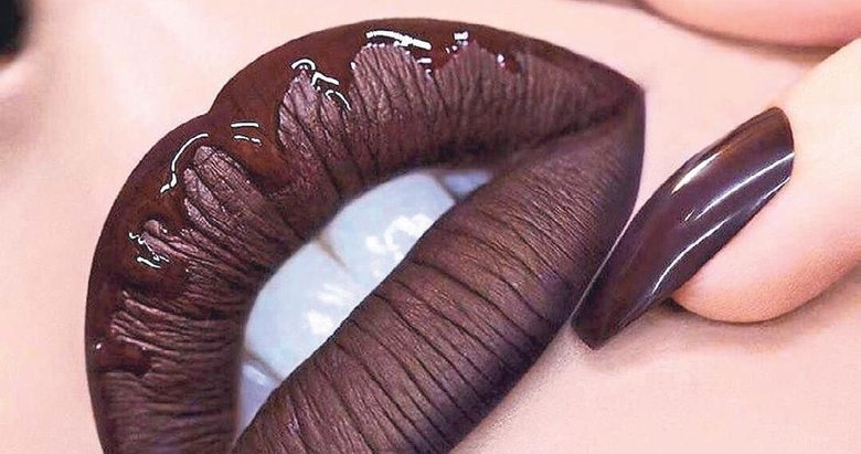 Soğuk günlerin dudak rengi: Sıcak çikolata