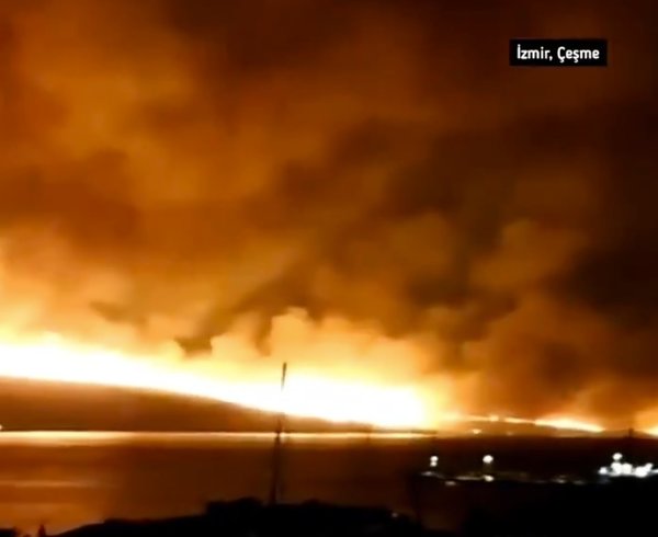 izmir-cesme-yangini-son-dakika-goruntuler-tuyler-urpertti-tek-kelimeyle-korkunc-1751613969124.jpg
