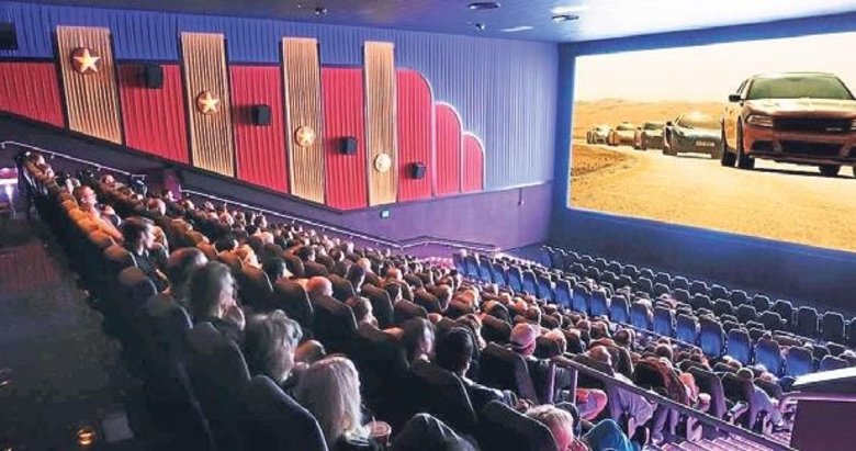 Emeklilere sinema yüzde 30 indirimli