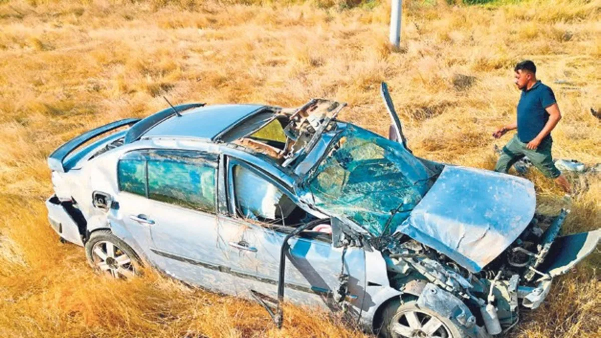 Hurdaya dönen otomobil sürücüsü yaşamını yitirdi