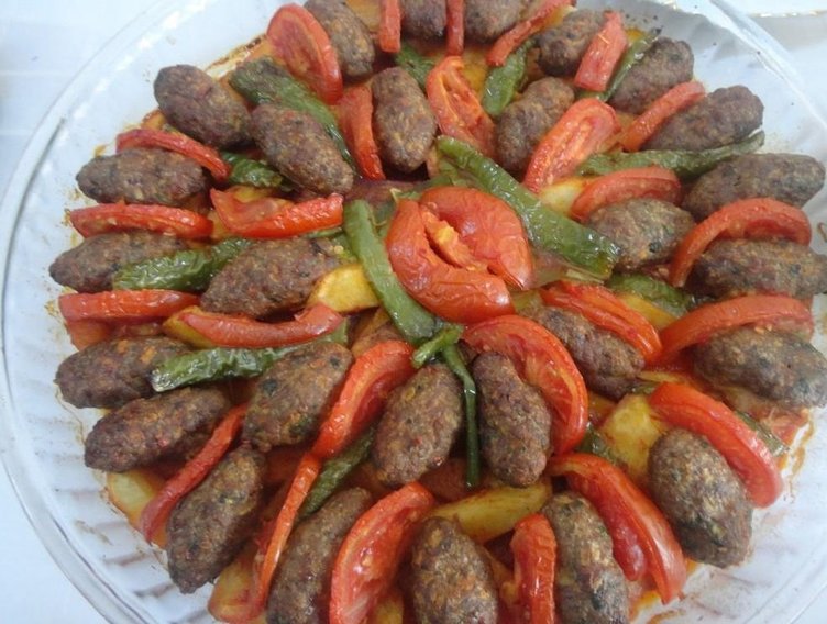 İZMİR KÖFTE TARİFİ İZMİR KÖFTE NASIL YAPILIR?