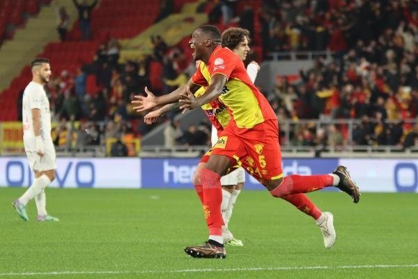 Göztepe’den evinde farklı galibiyet! 4-1 kazandılar