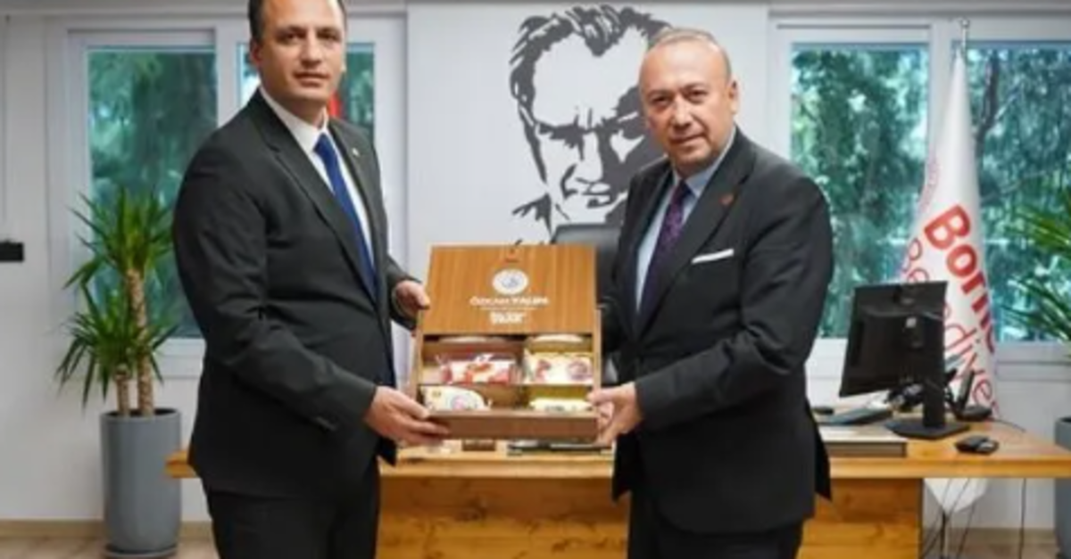 Bornova-Uşak hattında sevgili memur iddiası