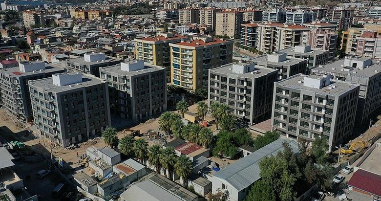 Bakan Kurum: İzmir’de 2022’de evine kavuşmayan tek depremzede kalmayacak
