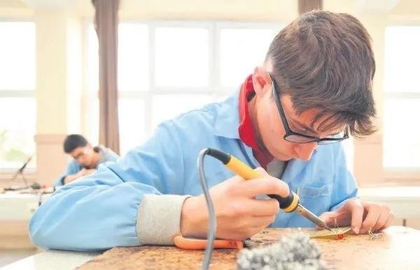 Hasan Kalyoncu Üniversitesi Mütevelli Heyeti Başkanı Cemal Kalyoncu: Mesleki eğitim için üniversite geç