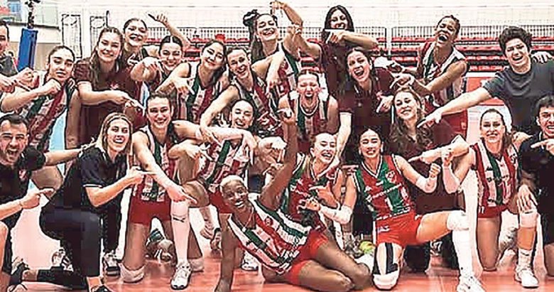 Karşıyaka finalde
