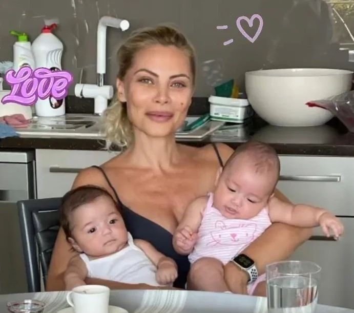 Seray Sever babasının doğum gününü unutmadı