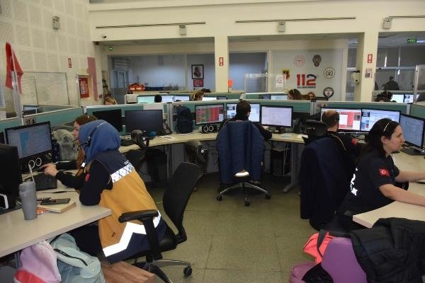 İzmir 112 Acil Çağrı Merkezi’ne yapılan binlerce asılsız ihbar pes dedirtti