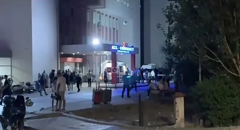 sokede-kanli-gece-2-olu-cok-sayida-yarali-1784917571990.jpeg