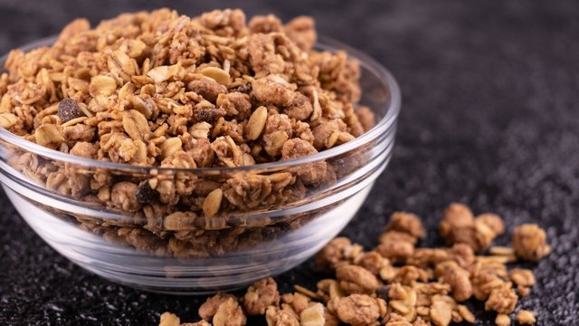 Granola nasıl tüketilmeli? Diyette granola yenir mi?