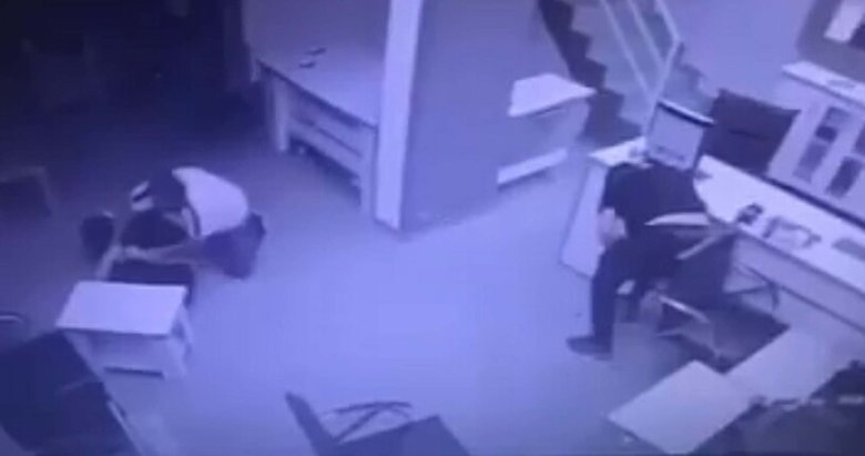 Manisa’da alacak meselesi cinayetle bitti! O anlar kamerada