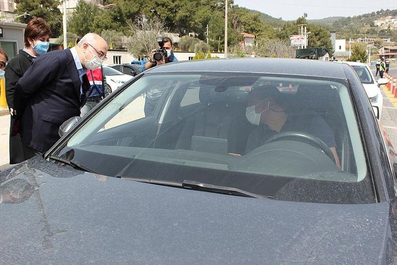 İzmir’de vaka artışı nasıl? Son durum nedir? Vali Köşger’den koronavirüs açıklamaları