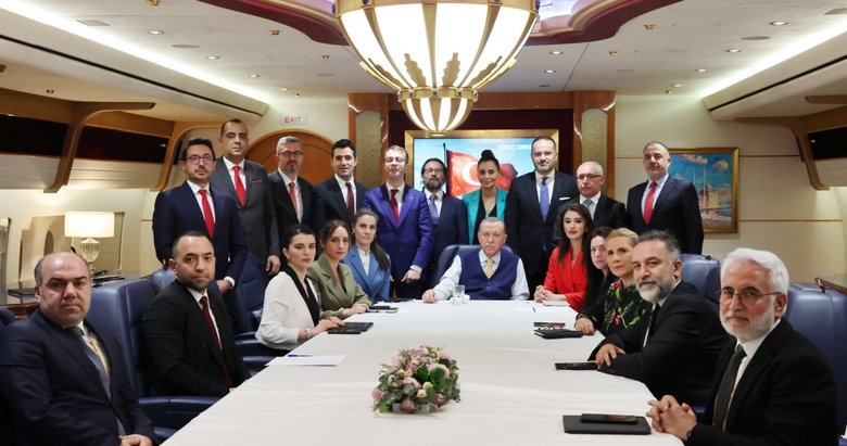 Başkan Recep Tayyip Erdoğan’dan BAE ve Mısır ziyareti dönüşü uçakta önemli açıklamalar