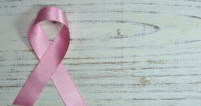 Meme kanseri belirtileri nelerdir? Meme kanserinde risk etmenleri nelerdir?