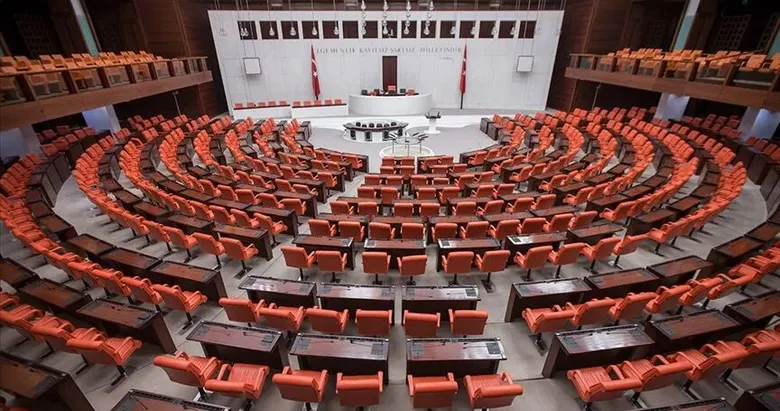 TBMM Genel Kurulu’nda kritik mesai: Suça sürüklenen çocuklara yönelik teklifin 2 maddesi geçti