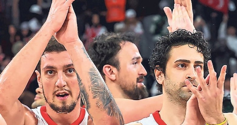 12 Dev Adam 2’de 2 peşinde