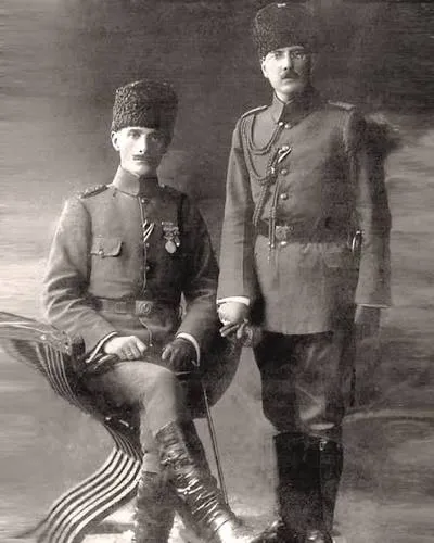 sefik-aker-kimdir-57-alayin-efsane-komutani-ve-egenin-unutulmaz-askeri-dehasi-1787151099786.png