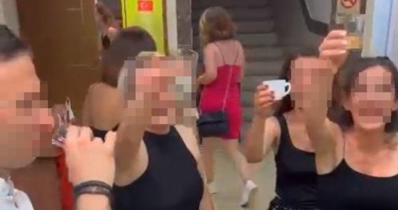 İzmir’deki görüntüler tepki çekmişti! Öğretmenler ile okul idaresi görevden uzaklaştırıldı