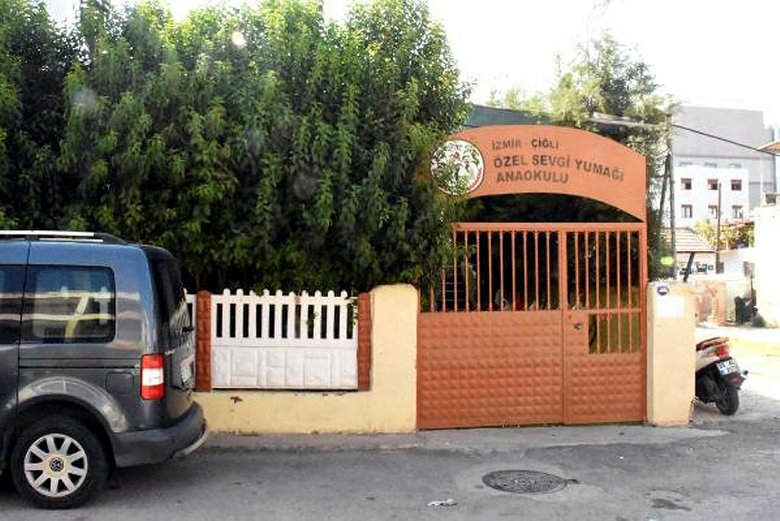 Okul servisinde unutularak hayatını kaybeden Alperen’in ailesine tazminat kararı