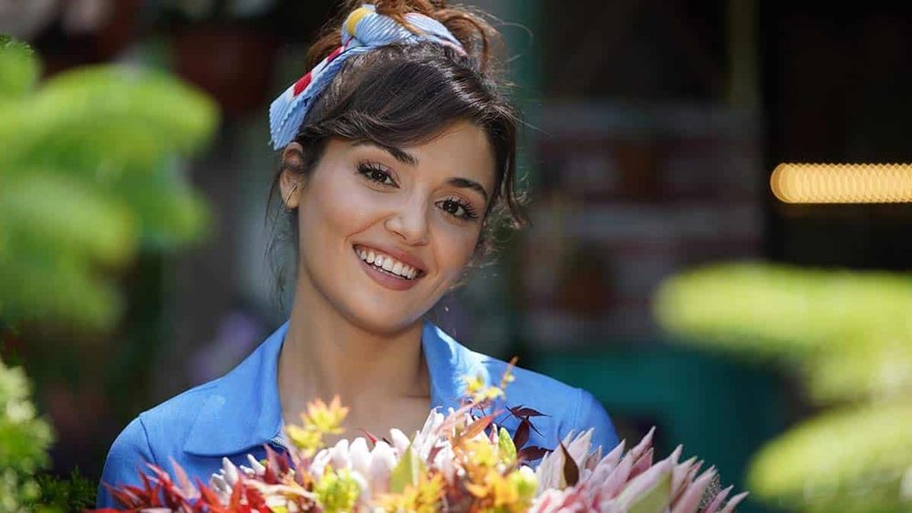 Hande Erçel estetiksiz hali ile şaşırttı!
