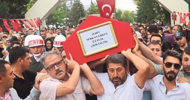 Şehit üsteğmen Erkuş sonsuzluğa uğurlandı