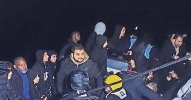 10 çocuk ve 31 göçmen kurtarıldı